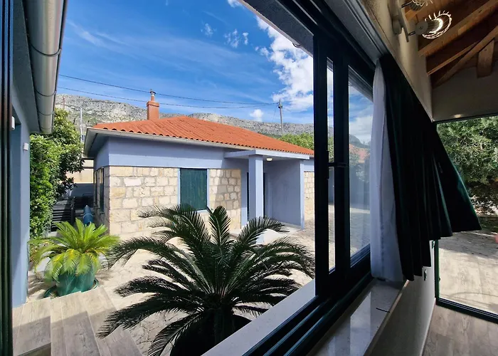 Luxury Complex Pendolino, With Heated Pool And Jacuzzi Apartman Kastel Sucurac