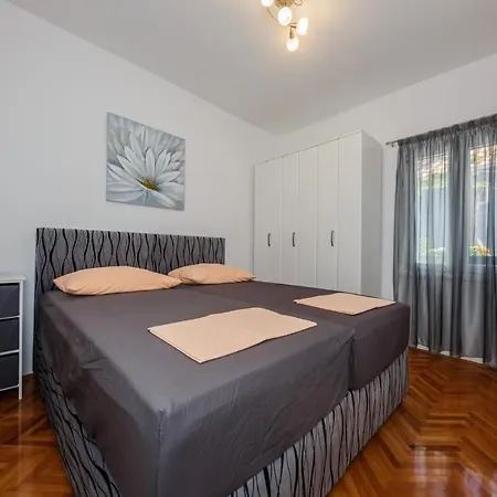 Luxury Complex Pendolino, With Heated Pool And Jacuzzi *