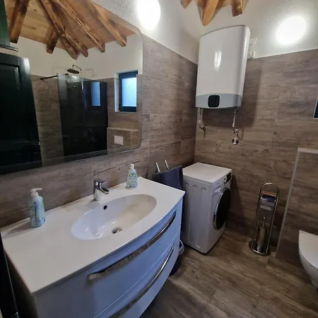 Luxury Complex Pendolino, With Heated Pool And Jacuzzi