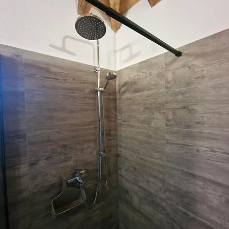 Апартаменти Luxury Complex Pendolino, With Heated Pool And Jacuzzi
