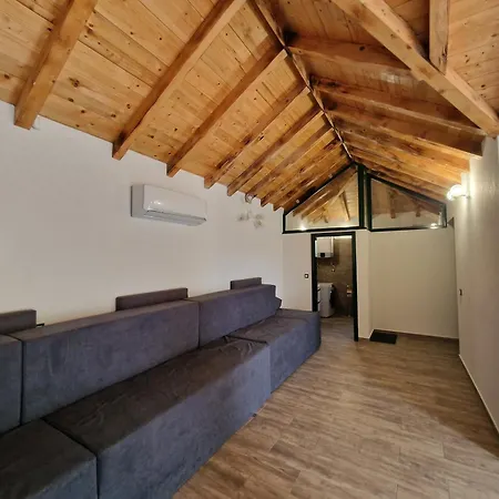 Luxury Complex Pendolino, With Heated Pool And Jacuzzi דירה *