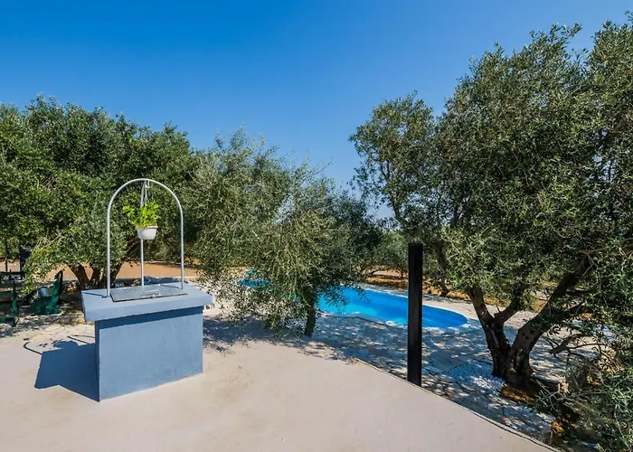 Luxury Complex Pendolino, With Heated Pool And Jacuzzi 公寓 Kaštel Sućurac